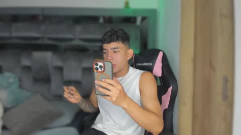 Andrew M. online show from September 26, 12:29 am