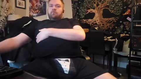 andrew_tzz online show from June 15, 9:56 am