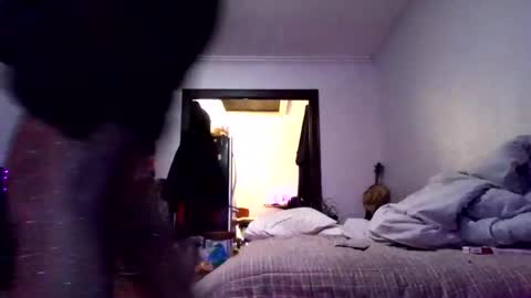 andrewgennie online show from March 24, 2:39 am