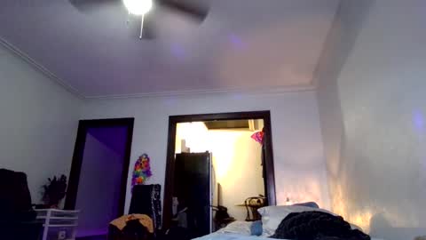 andrewgennie online show from December 3, 2:23 am