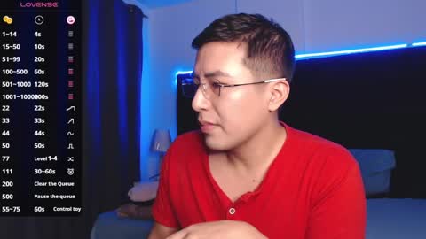 Snapshot of andrewmhilton_ chatting on March 5, 2:03 am andrewmhilton_ online show from March 5, 2:03 am