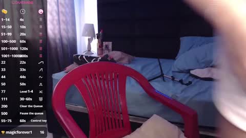 Snapshot of andrewmhilton_ chatting on March 2, 8:40 pm andrewmhilton_ online show from March 2, 8:40 pm