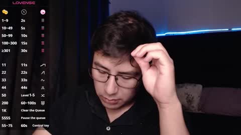 andrewmhilton_ online show from November 7, 6:38 am