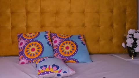 Snapshot of andrysccott chatting on March 4, 9:00 pm andry online show from March 4, 9:00 pm