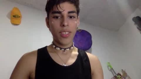 andryt31135 online show from May 17, 4:54 am