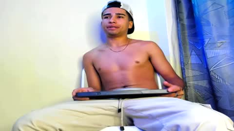 Andy online show from December 27, 9:28 am