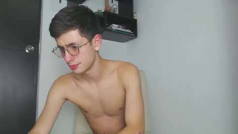 andy_collins__ online show from January 12, 3:13 am