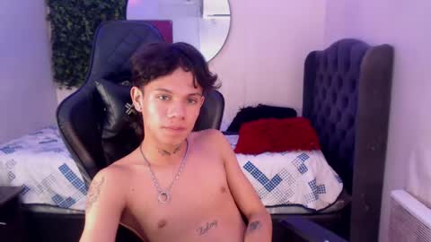 Snapshot of andy_dan1 chatting on March 10, 4:35 pm andy_dan1 online show from March 10, 4:35 pm