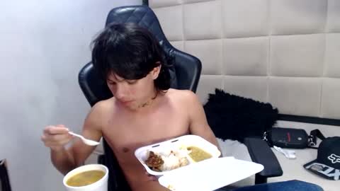 Snapshot of andy_dan1 chatting on January 15, 7:55 pm andy_dan1 online show from January 15, 7:55 pm