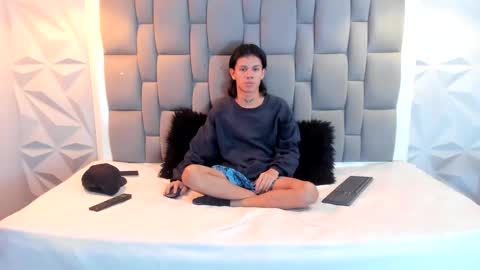 Snapshot of andy_dan1 chatting on February 11, 2:46 pm andy_dan1 online show from February 11, 2:46 pm