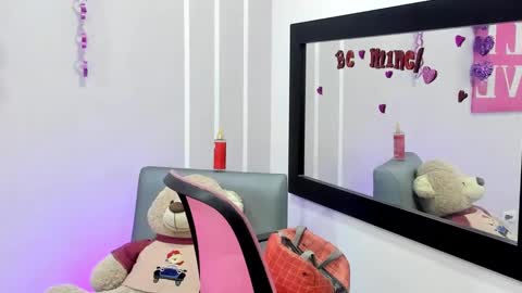 Andrea online show from February 11, 11:31 am