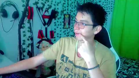 Andy Gray online show from December 2, 6:17 pm