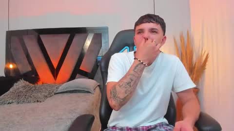 ANDY online show from May 12, 1:25 am