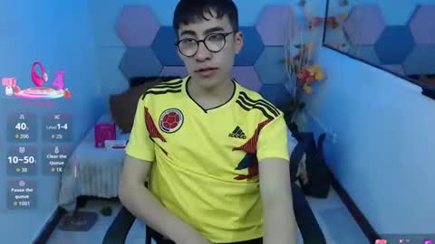 Andy online show from July 7, 8:24 pm