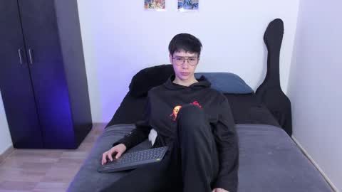 twx Andy twink3 online show from February 19, 9:14 pm