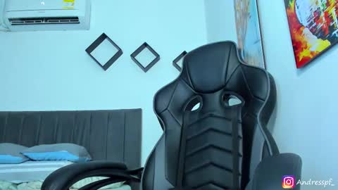 Snapshot of andy_walker_ chatting on September 15, 4:30 pm Andres online show from September 15, 4:30 pm