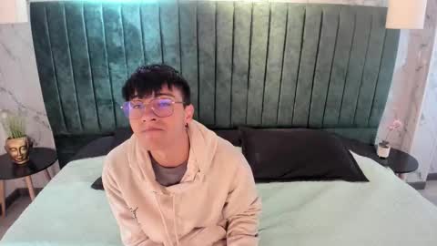 Andy Joy  online show from October 9, 11:26 am