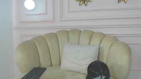 ANDY online show from February 6, 2:26 pm