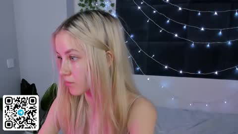 Anelly online show from March 18, 9:59 am