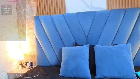 angel__red_ online show from March 18, 3:23 am