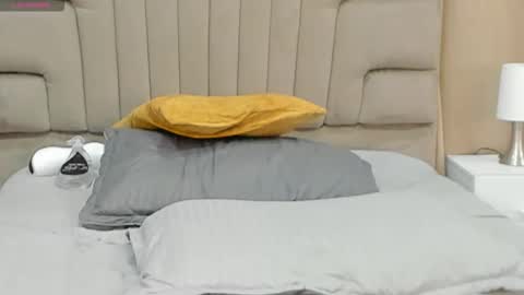 Angel online show from September 27, 10:02 am