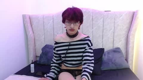 Angel  online show from February 10, 1:14 pm