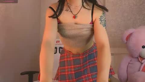 angel_asia_ online show from January 17, 1:20 pm