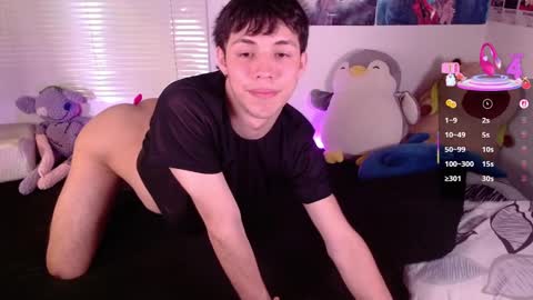 Snapshot of angel_bless19 chatting on February 24, 7:09 pm Angel help me with 100 thumbs up online show from February 24, 7:09 pm
