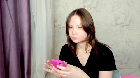 Snapshot of angel_doll585 chatting on February 17, 7:12 pm Fallen Angel online show from February 17, 7:12 pm
