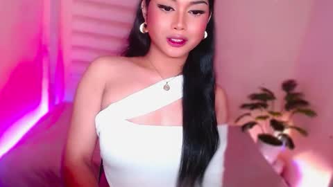 Angel online show from May 15, 11:12 pm