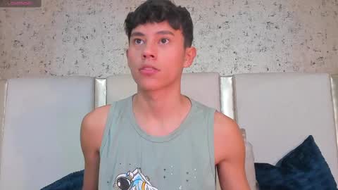 Snapshot of angel_esteban_fx chatting on March 1, 4:26 am ngel Esteban online show from March 1, 4:26 am