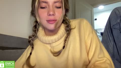Snapshot of angel_from_sky chatting on January 5, 12:31 pm Greetings Jess online show from January 5, 12:31 pm
