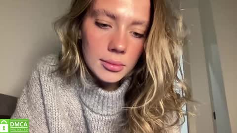 Snapshot of angel_from_sky chatting on January 12, 1:37 pm Greetings Jess online show from January 12, 1:37 pm