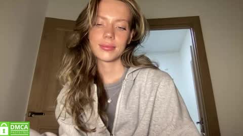 Greetings  Jess online show from April 3, 10:55 am