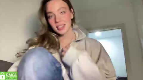 Snapshot of angel_from_sky chatting on February 12, 10:56 am Greetings Jess online show from February 12, 10:56 am
