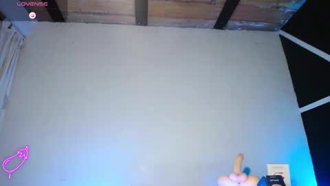 Snapshot of angel_latinboy chatting on February 5, 12:31 am Angel online show from February 5, 12:31 am