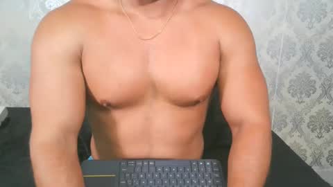 Snapshot of angel_lein chatting on March 2, 12:42 am Angel Lein online show from March 2, 12:42 am