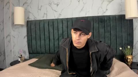 Angel  online show from April 28, 12:31 pm