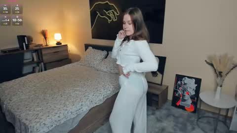 SofiaSofi online show from October 5, 8:23 am