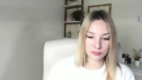 Angela online show from February 23, 1:57 pm