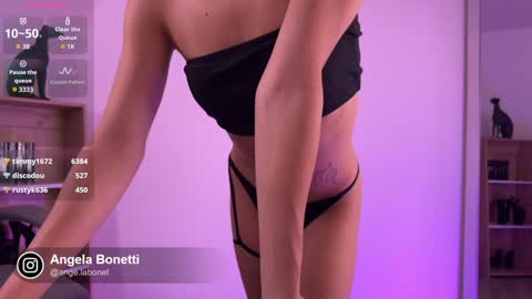 Angela Bonetti online show from December 15, 4:48 pm