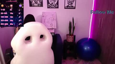 Angela online show from March 22, 10:14 pm