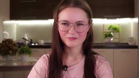 Mary online show from September 10, 11:11 am