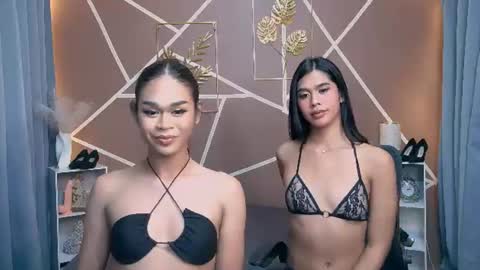 angela online show from August 4, 2:02 pm