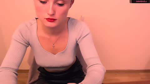 Alice online show from December 15, 10:50 am