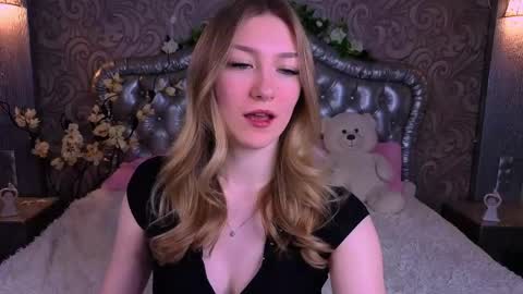angelanabelle online show from April 25, 1:41 pm