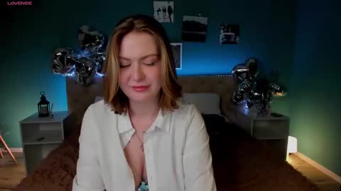 angelawallace online show from February 12, 11:18 am