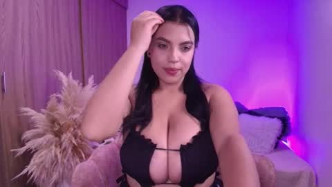 Angela Big boobs White online show from September 22, 8:24 pm
