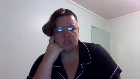 Angel online show from February 6, 9:46 am