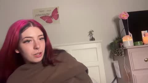 Snapshot of angelcak3s chatting on January 29, 12:13 pm venellope888 online show from January 29, 12:13 pm